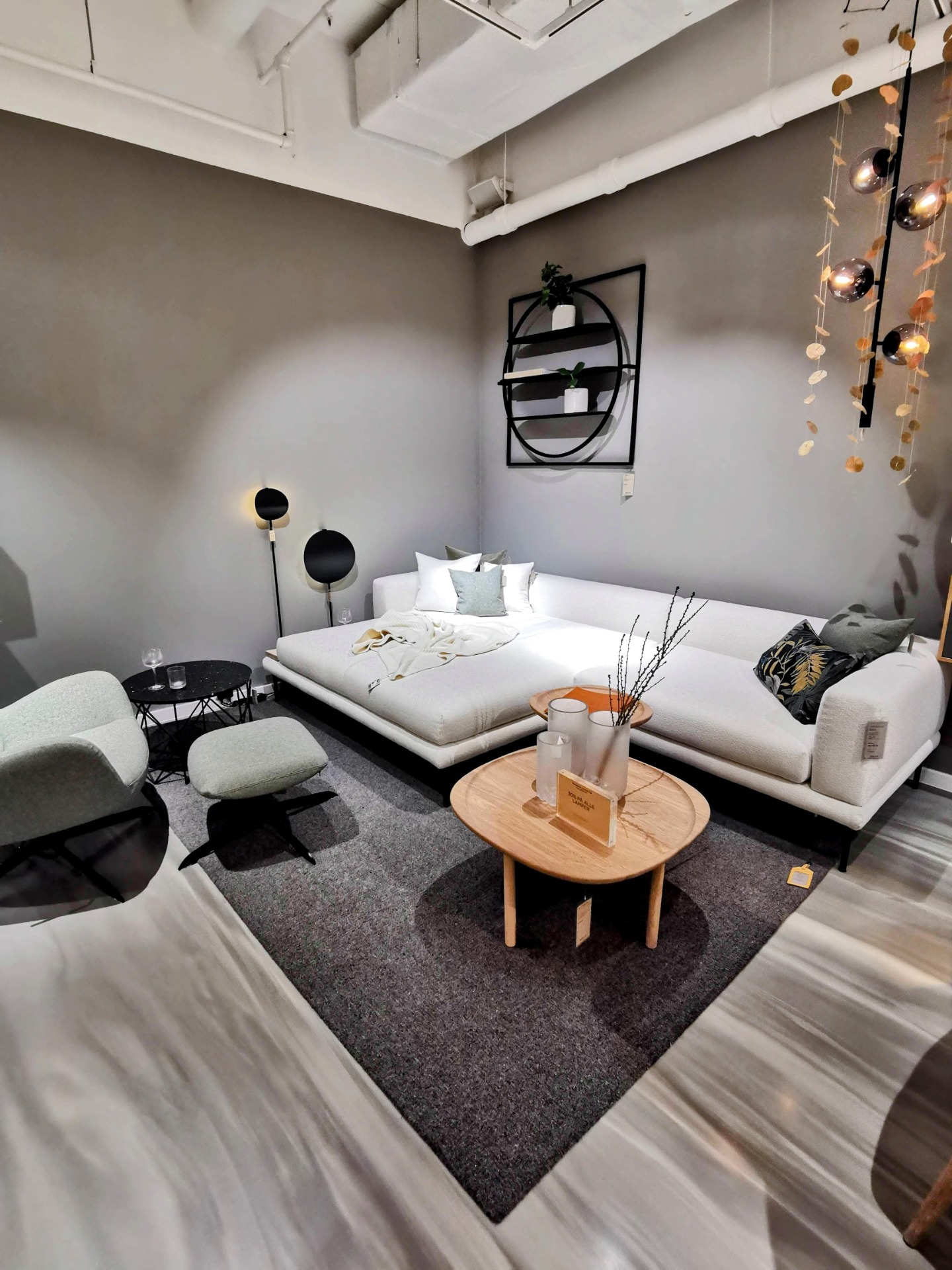 LowBack Sofas Advantages and Disadvantages